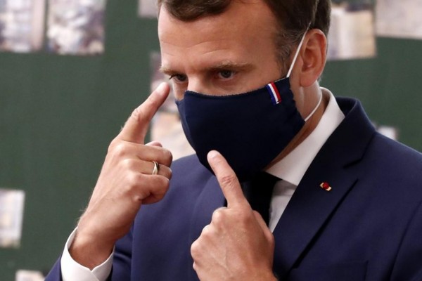 Fransa'da Maske Zorunluluğu Kaldırılıyor