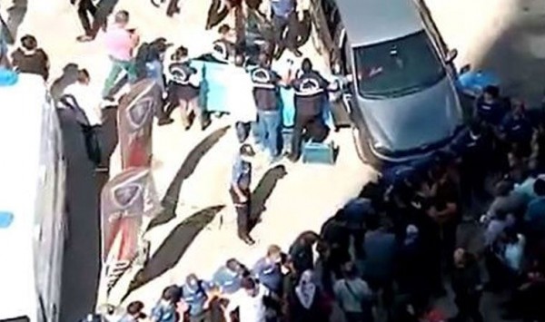Kendisini İntihardan Vazgeçirmeye Çalışan Kişiyi Öldürdü