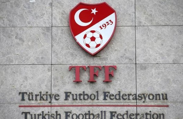 Süper Lig'de 4 Takım Küme Düşecek
