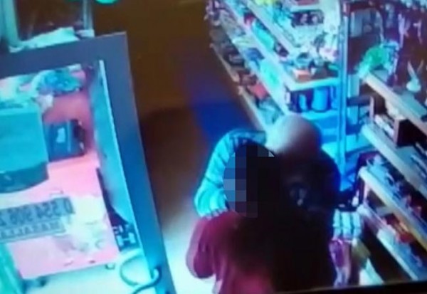 12 Yaşındaki Çocuğu Kameraların Önünde Taciz Eden Sapık Serbest!