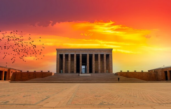 Anıtkabir Komutanlığı Hakkında Suç Duyurusu