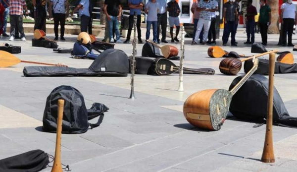 Erdoğan'ın Yasağına Sosyal Medyadan Cevap Geldi: #kusurabakıyoruz