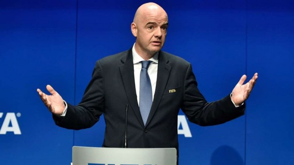 FIFA Başkanı'ndan Yeni Ofsayt Kuralı Açıklaması