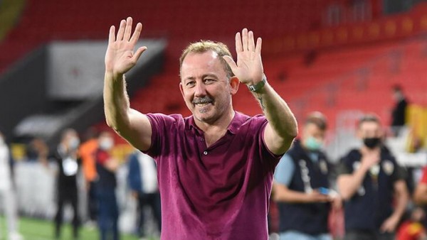 Beşiktaş Yönetiminden Sergen Yalçın Ayrılığına İlişkin Açıklama
