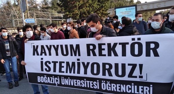 'Kayyum Rektör'e Karşı Çıkan Öğrencilerin Bursları Kesildi
