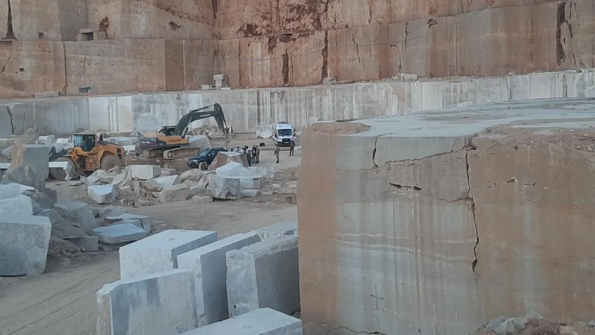 Mermer Ocağında Çalışan İşçi Dinlenmek İsterken Paramparça Oldu