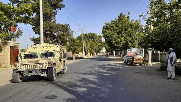 Taliban Kunduz'u Kuşattı: İmam Sahib Bölgesi Düştü