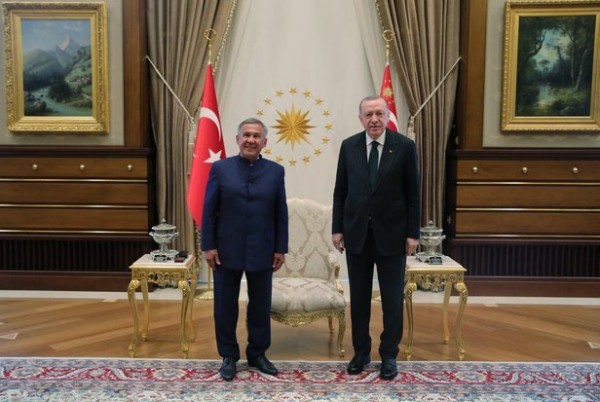 Erdoğan Tataristan Cumhurbaşkanı Rüstem Minnihanov İle Görüştü