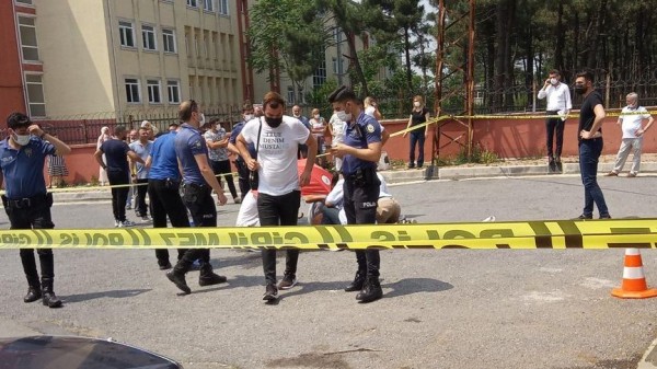 Sarıyer'de Silahlı Müteahhit Kavgası: 2 Yaralı