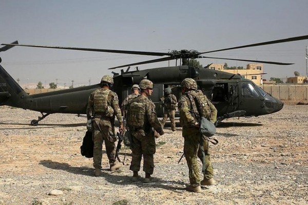 ABD Afganistan'daki En Büyük Hava Üssünü Tahliye Etti
