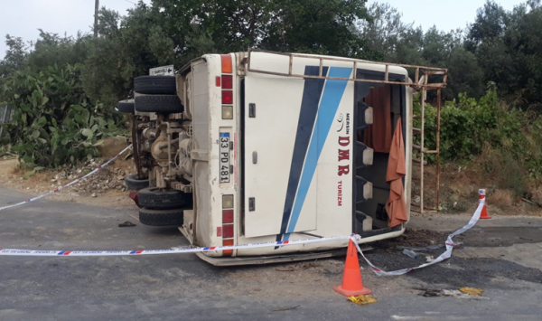 İşçileri Taşıyan Midibüs Devrildi: 1 Ölü