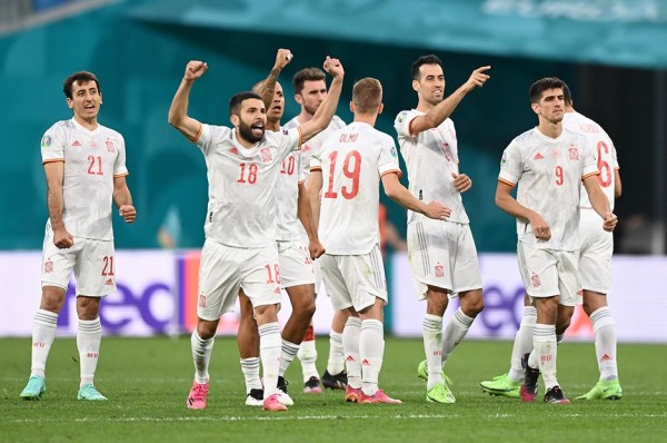 EURO 2020 Çeyrek Finalinde İspanya İsviçre'yi Penaltılarla Geçti