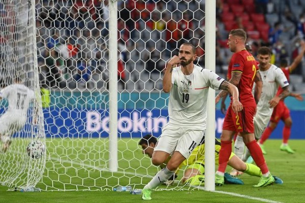 EURO 2020'de İtalya Yarı Finale Yükseldi