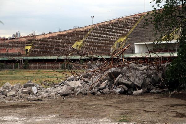Cebeci Stadı Yıkılıyor: Millet Bahçesi ve Camii Yapılacak