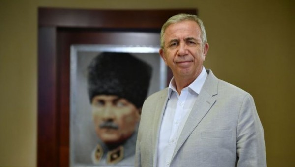 Başkan Mansur Yavaş'tan İhtiyaç Sahiplerine Bayram Öncesinde Yardım Paketi
