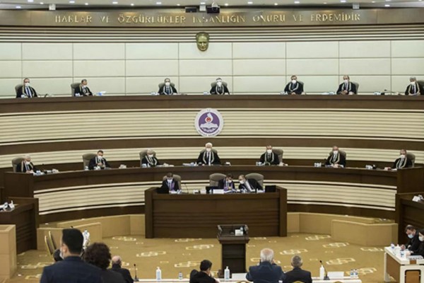 Fetullahçı 3 Danıştay Yargıcı Yüce Divan'da Beraat Etti