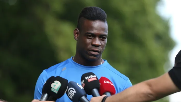 Balotelli Adana Demirspor'da İlk İdmanına Çıktı: Çok Gol Atamazsam Belhanda'nın Suçudur