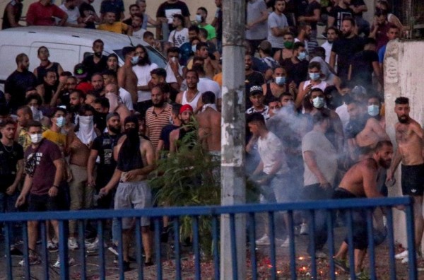 Lübnan'da Hükümet Krizi: Halk Sokaklarda