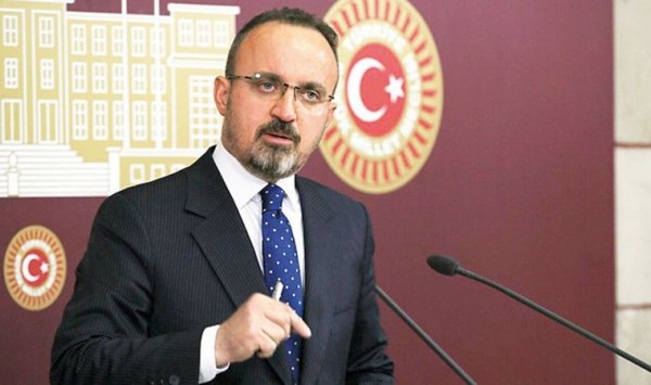 AKP OHAL Teklifindeki 3 Yıllık Gözaltı Süresini 1 Yıla İndirdi