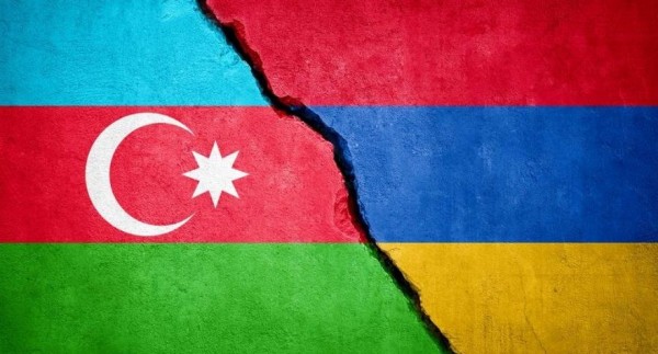 Azerbaycan ve Ermenistan Arasında Yoğun Çatışma