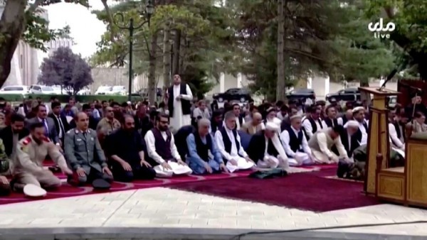Kabil’de Bayram Namazı Sırasında Roketli Saldırı