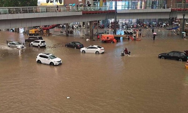 Çin'de Meydana Gelen Selde Ölenlerin Sayısı 33'e Yükseldi