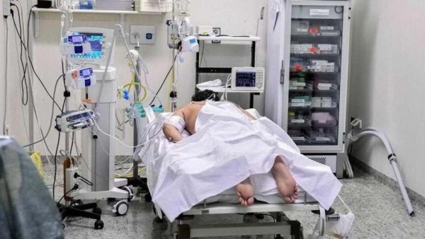 Çin Virüsü 52 Türk'ü Daha Hayattan Kopardı