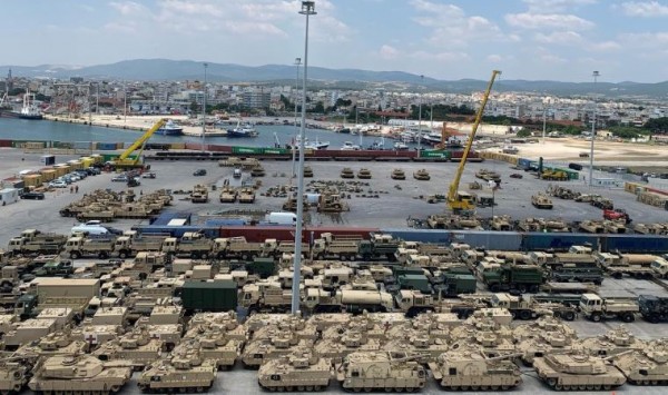 ABD’den Dedeağaç’a Yüzlerce Tank ve Zırhlı Araç Sevkiyatı
