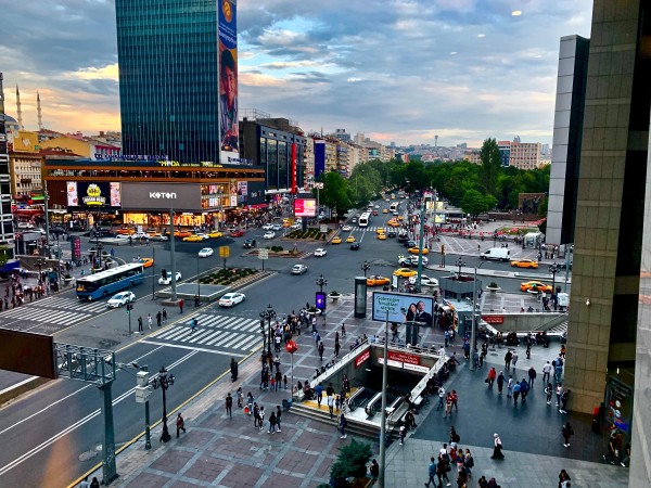 Başkentlilerin Yüzde 48'inin Geliri Açlık Sınırında