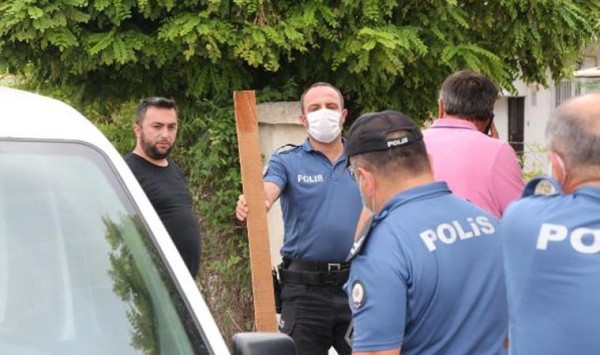 Tokat Erbaa'da Bir Hasta Aile Hekimine Çivili Tahtayla Saldırdı