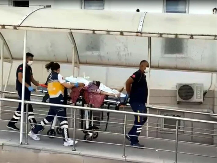 5 Yıllık Eşini 2 Çocuğunun Gözleri Önünde Kurşunladı