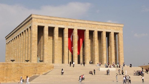 Anıtkabir'e Yapılan Otomatlar Kaldırılacak
