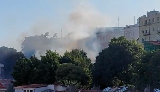 Rusya'nın İstanbul Konsolosluğu'nda Yangın