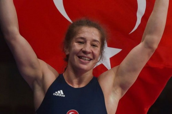 Milli Güreşçimiz Yasemin Adar, Bronz Madalya Kazandı