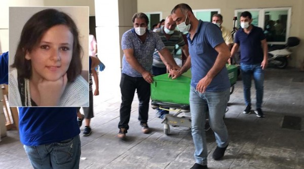 Bir Genç Kız Daha Erkek Arkadaşıyla Yaşadığı Evde Ölü Bulundu