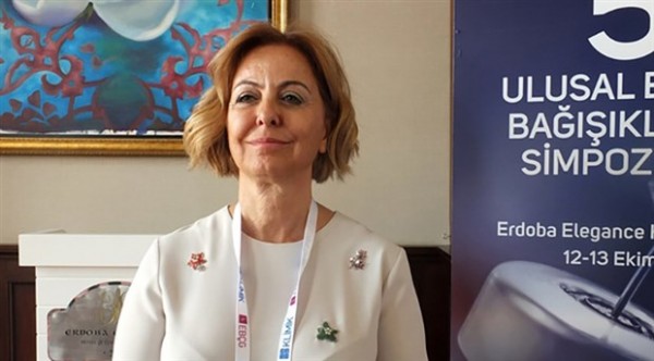 Prof. Dr. Esin Davutoğlu Şenol: Okullar Açılmak Zorunda