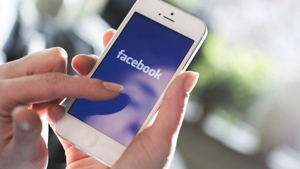 Facebook Aşı Karşıtı Kampanya Yapan Hesapları Sildi