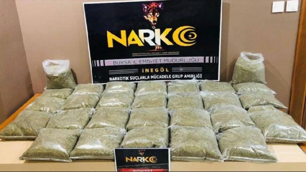 Çöpten 28 Kilogram Uyuşturucu Çıktı