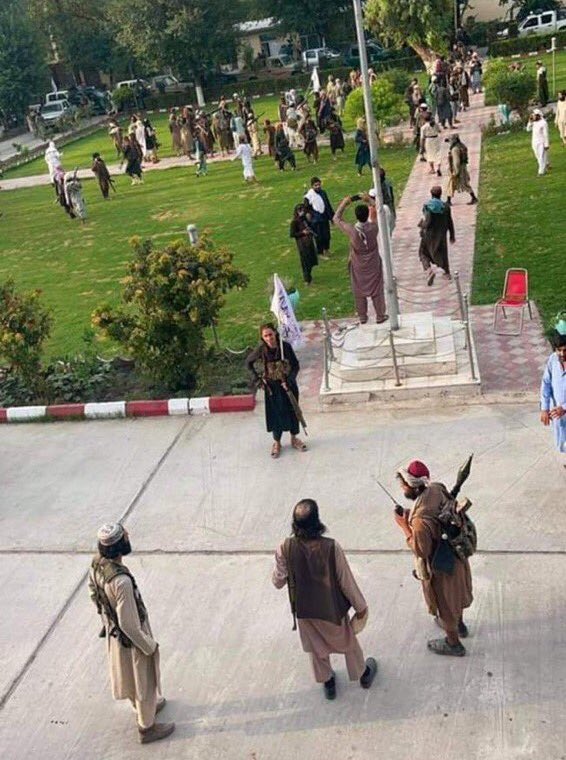 Taliban, Başkent Kabil'e Girdi