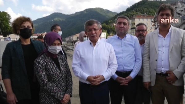 Davutoğlu Bozkurt'ta: Rant Büyük Acılara Sebebiyet Veriyor