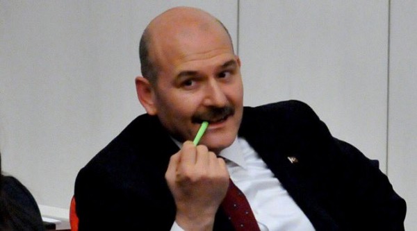 Soylu'dan 'Kaç Sığınmacıya Vatandaşlık Verildi?' Sorusuna İçi Boş Cevap