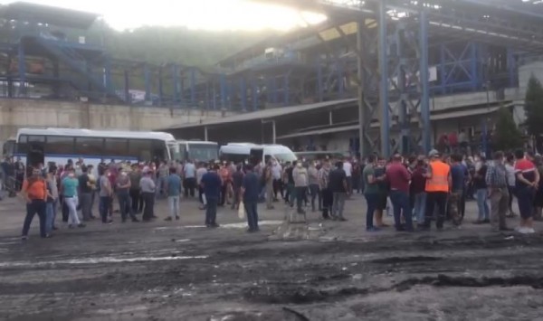 Soma'da Maden İşçilerinden Eylem
