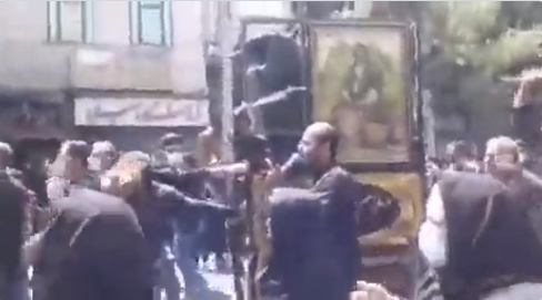 Tahran'da Aşure Günü İlk Üç Halifeye ve Hazreti Ayşe'ye Hakaret Edildi