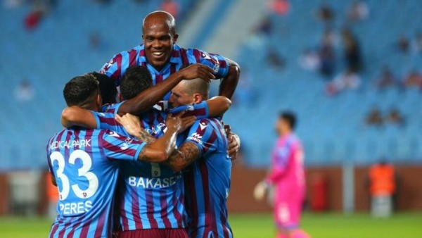 Trabzonspor Sivasspor'u Süper Lig'in İkinci Hafta Maçında Mağlup Etti
