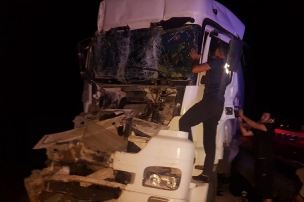 Kahramanmaraş'ta Zincirleme Trafik Kazası: 3 Kamyon ve 1 Tır Çarpıştı
