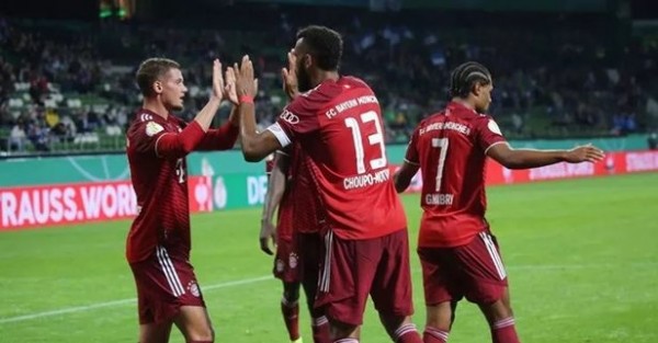 Bayern Münih 90 Dakikada Bir Düzine Gol Attı