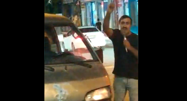Eline Mikrofon Aldı, Sokağa İnip ''Her Gün Zam'' Diye İsyan Etti