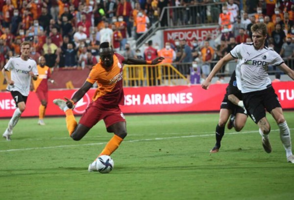 Galatasaray Randers'ı 2-1 Mağlup Etti