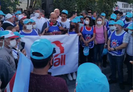 Çinli Şirketi Xiaomi'nin Köle Gibi Çalıştırdığı İşçiler Eylemde