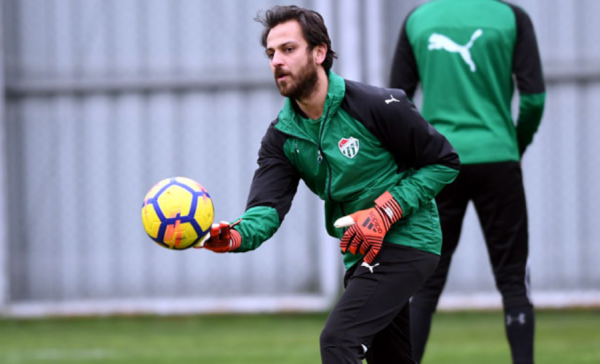 Erkan Kolçak Köstendil, Amsterdam Gençlerbirliği Takımına Transfer Oldu